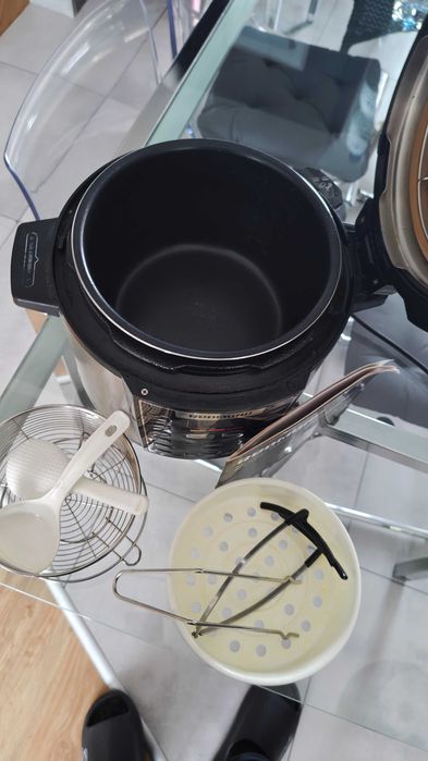 REDMOND Multicooker RMC-M110