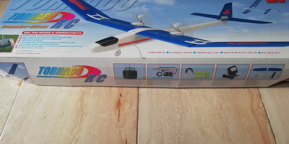 Avião planador Tornado R/c