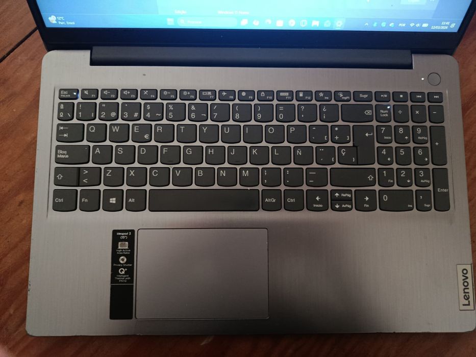 Portátil Lenovo IdeaPad3 i7 11 Gen / 8GB / 512GB