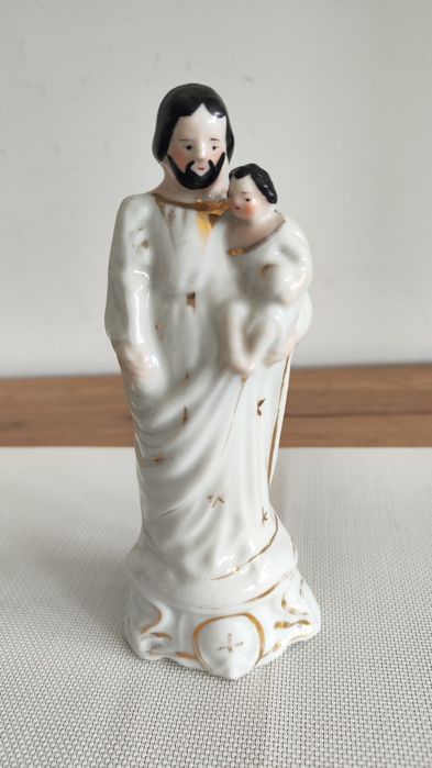Figurka porcelana, Święty z Dzieciątkiem , ok 1900 rok.