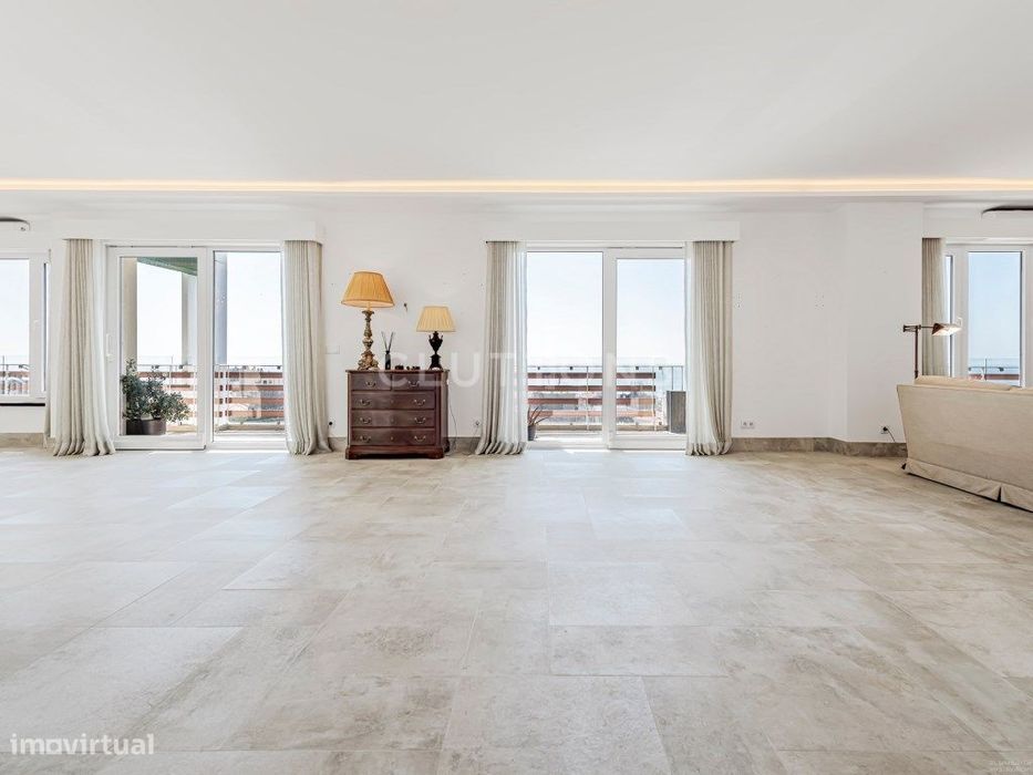 Vá a pé para a praia, Penthouse T4, Terraço e Vista Oceano, Parede