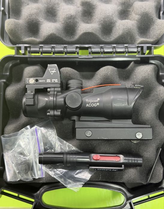 Приціл  Trijicon ACOG 4x32