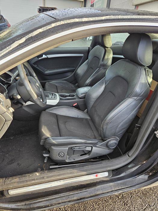 Audi A5 S line Coupé 2.0 TDi de 2011 para peças