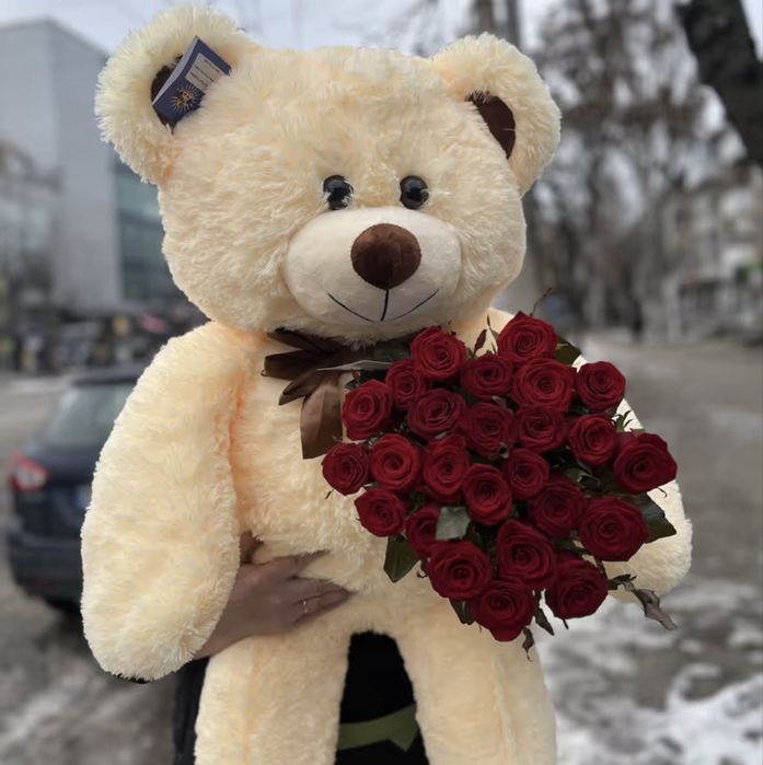 Гігансткий медведик