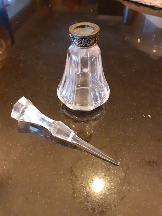 Frasco de perfume vintage