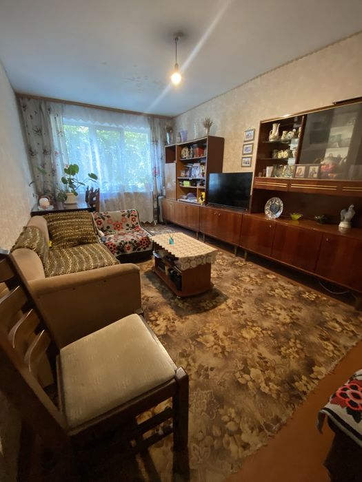 В продажу 3 кімнатна квартира