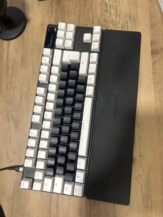 Apex Pro TKL 2023 | OmniPoint 2.0 | Rapid Trigger | Apoio de pulso