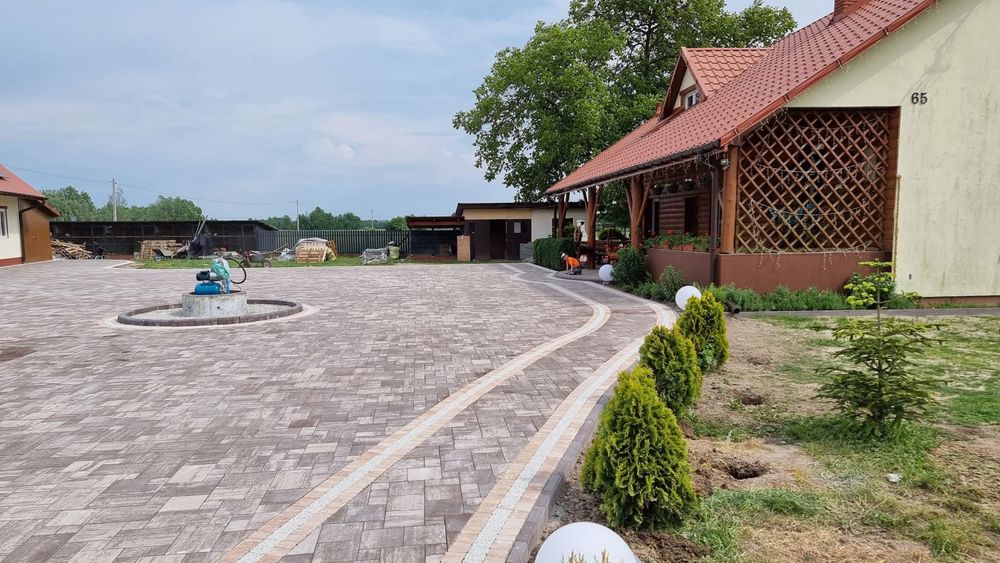 Kompleksowe Układanie Kostki Brukowej / Gresów Darmowy Projekt