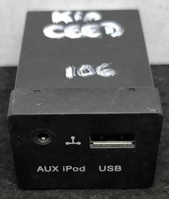 Módulo USB / AUX / IPOD KIA CEE'D Hatchback (ED) ano 2007