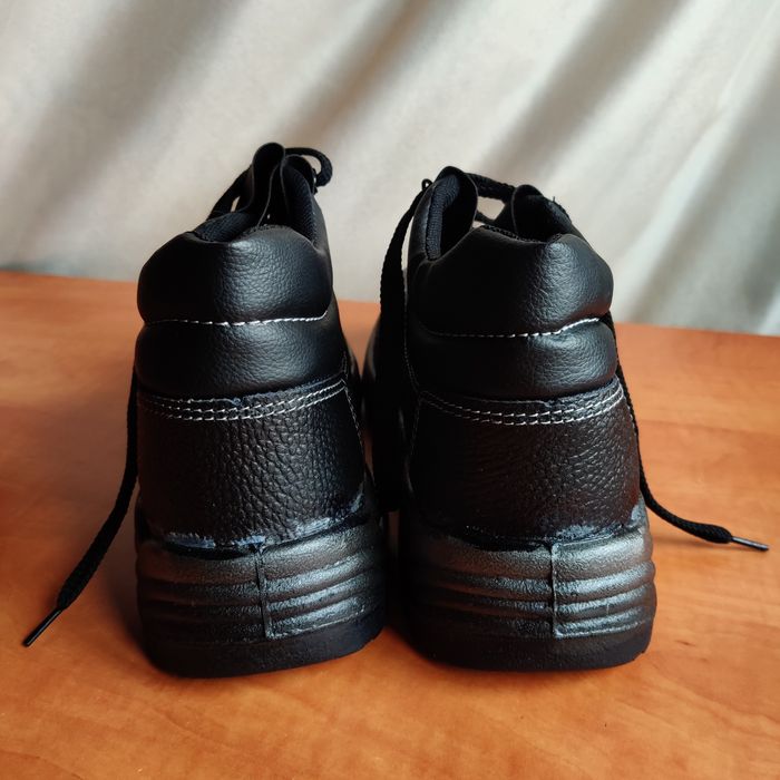 Нове! Робоче взуття черевики Antistatic 43 розмір