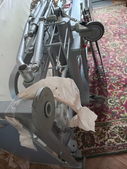 Медичне ліжко з електроприводом