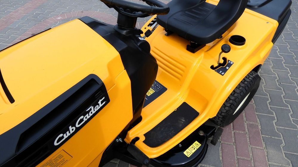 Traktorek kosiarka Cub Cadet LT1 NR92 Pompa oleju (240301.6) - Baras