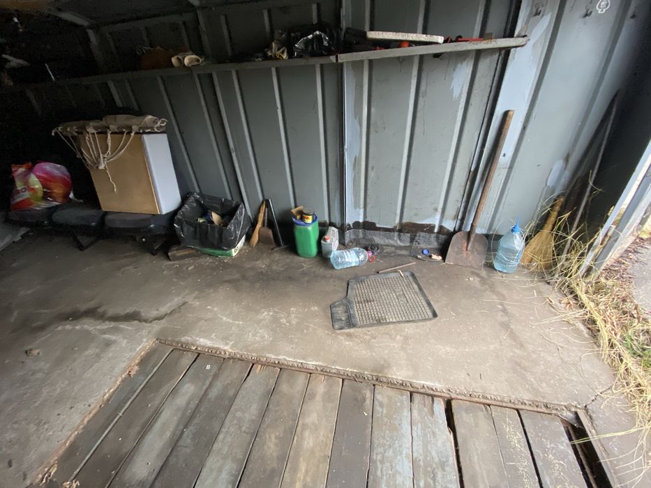 Продам гараж сухий