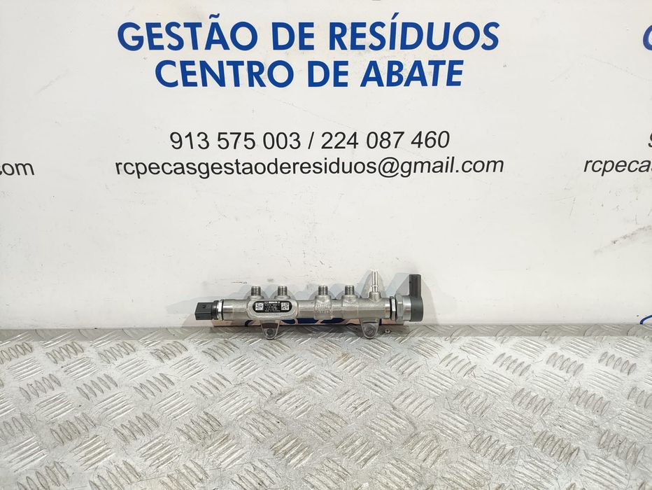 Régua de injeção Bosch BMW 1.5d B37D15A 0445213026 8511629