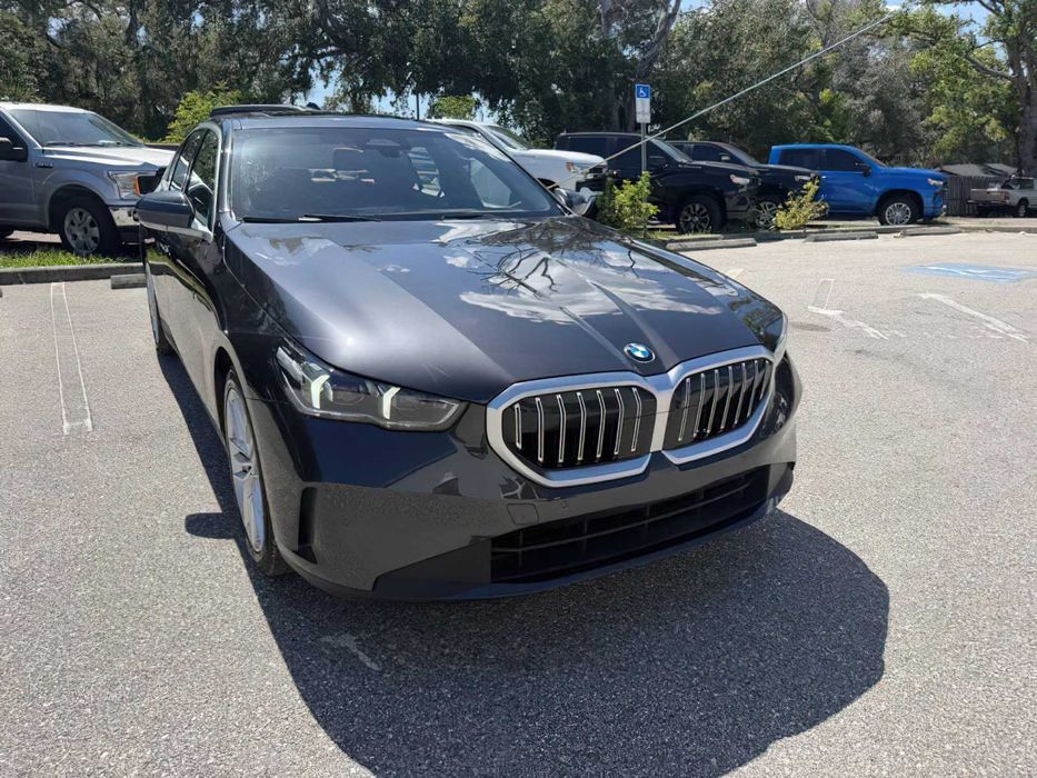 BMW 5 Series 530i      2025