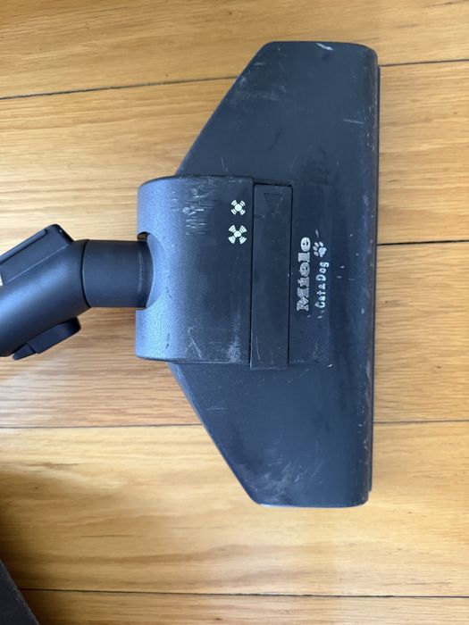 Aspirador Miele Cat&Dog S8