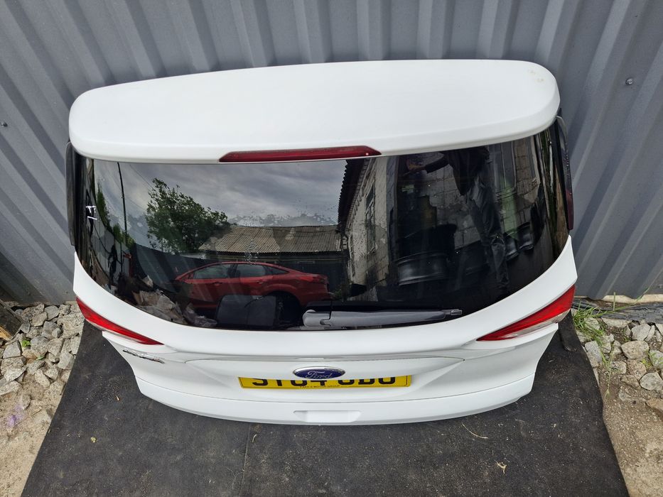 Кришка багажника Задня ляда Ford Kuga 2 / Escape Комплектна та Гола