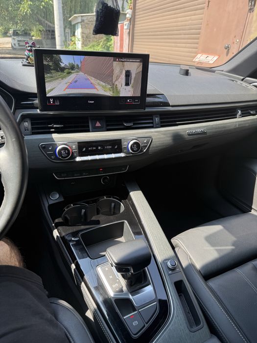 AUDI A4 2020года