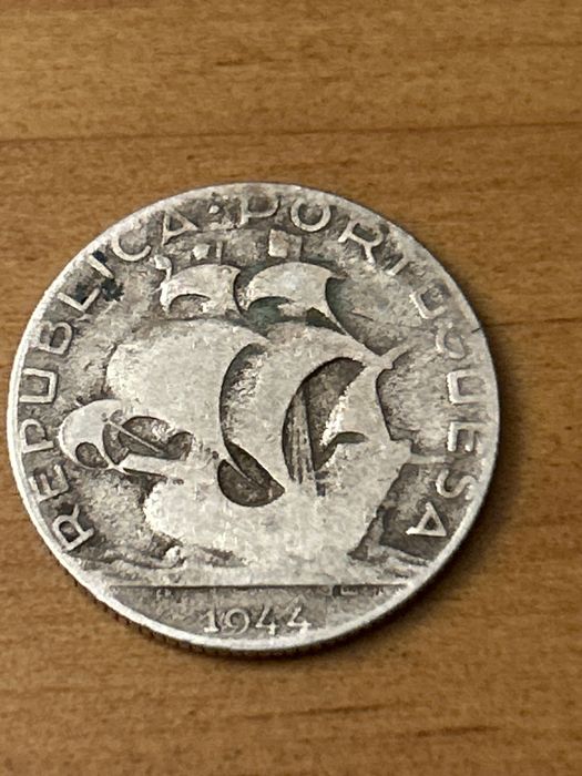 Moeda 2$50 da republica portuguesa de 1944