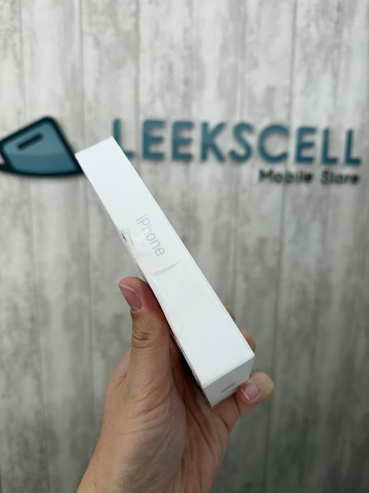 IPHONE 17 PRO - 512GB -  BRANCO - NOVO CAIXA DANIFICADA