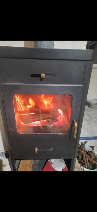 Piec typu koza na budowę