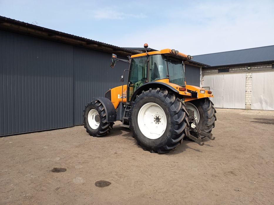 Renault Ares 640RZ