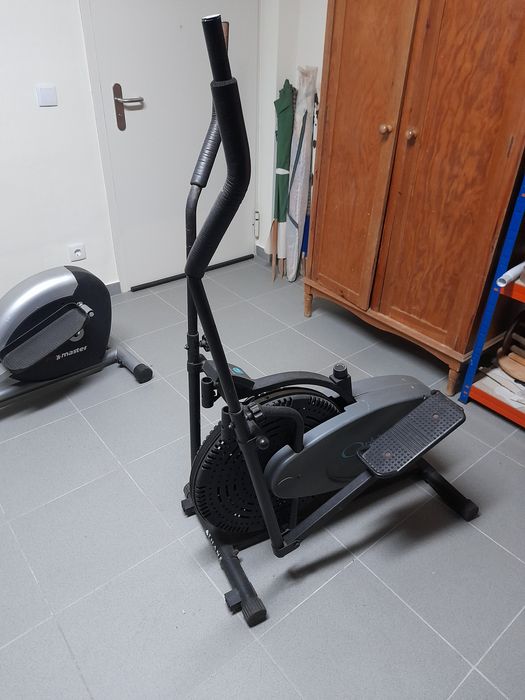 Vendo para libertar espaço