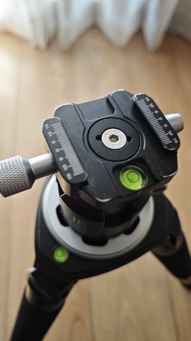 Tripé fibra de carbono INNOREL