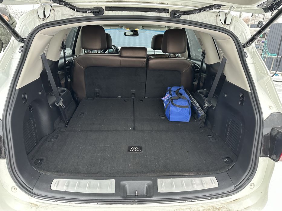 Продам свою infinity QX60