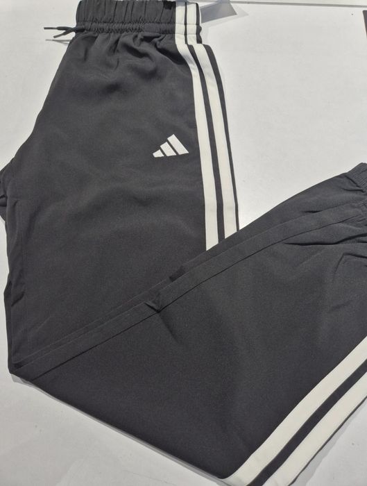 Dres adidas spodnie śliskie 164cm