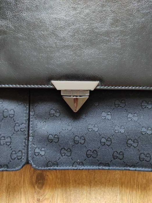 Продам жіночий портфель новий