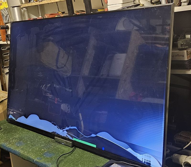 Sony 50 cali KDL- 50W685A8 uszkodzona matryca