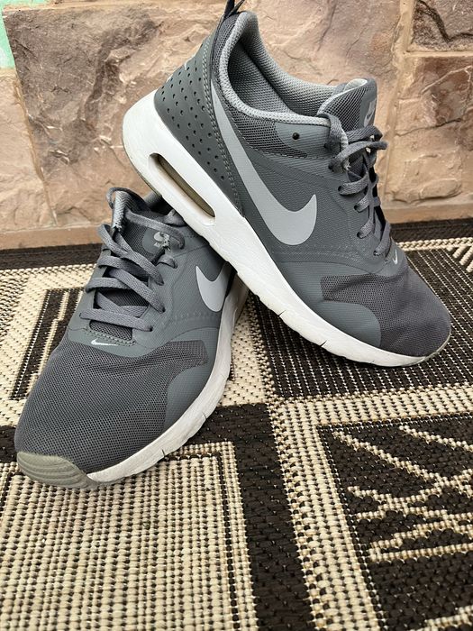 Кросівки Nike AIR MAX TAVAS