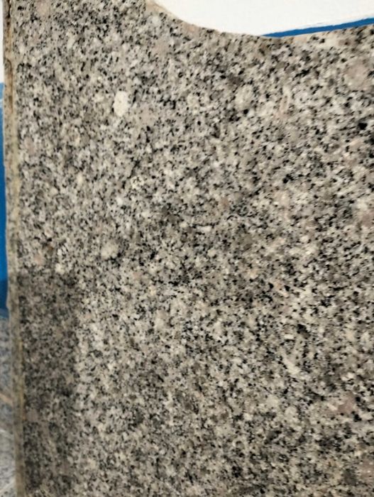 Bancada de cozinha em granito cinza - OPORTUNIDADE!