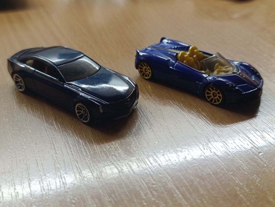 Машинки хот вилс (Hot Wheels)