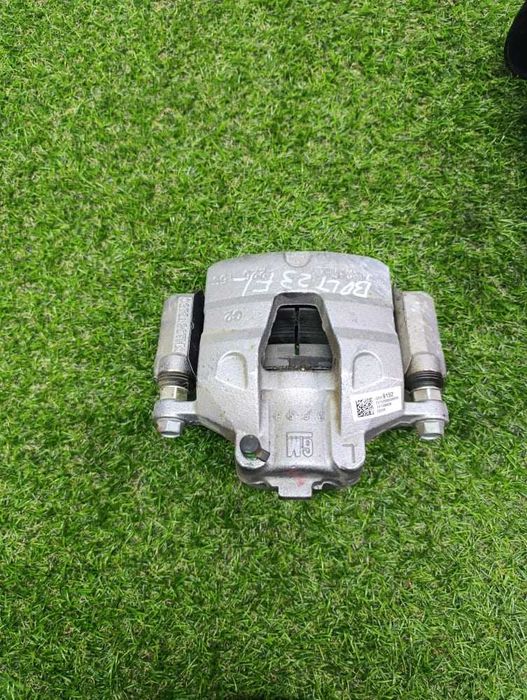 Тормозной суппорт в сборе Chevrolet Bolt EV 2021+