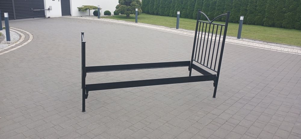 Sprzedam  łóżka  ikea