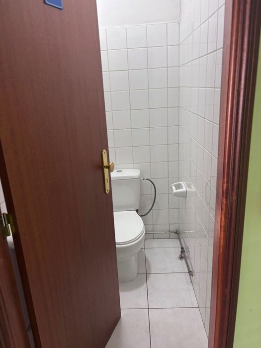Loja centro coimbra c/armazém e garagem
