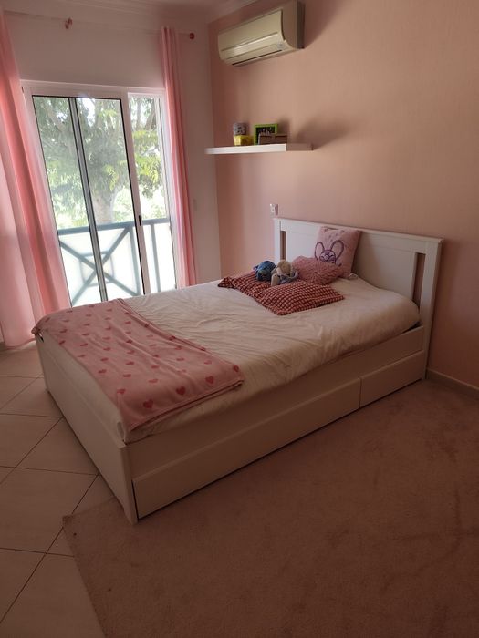 Cama de casal 2mtx1.4mt branca