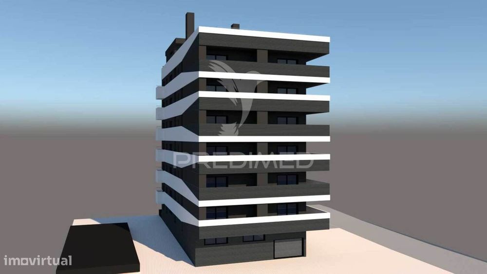 T2 em Monte Gordo, em edifício na 2ª linha com piscina