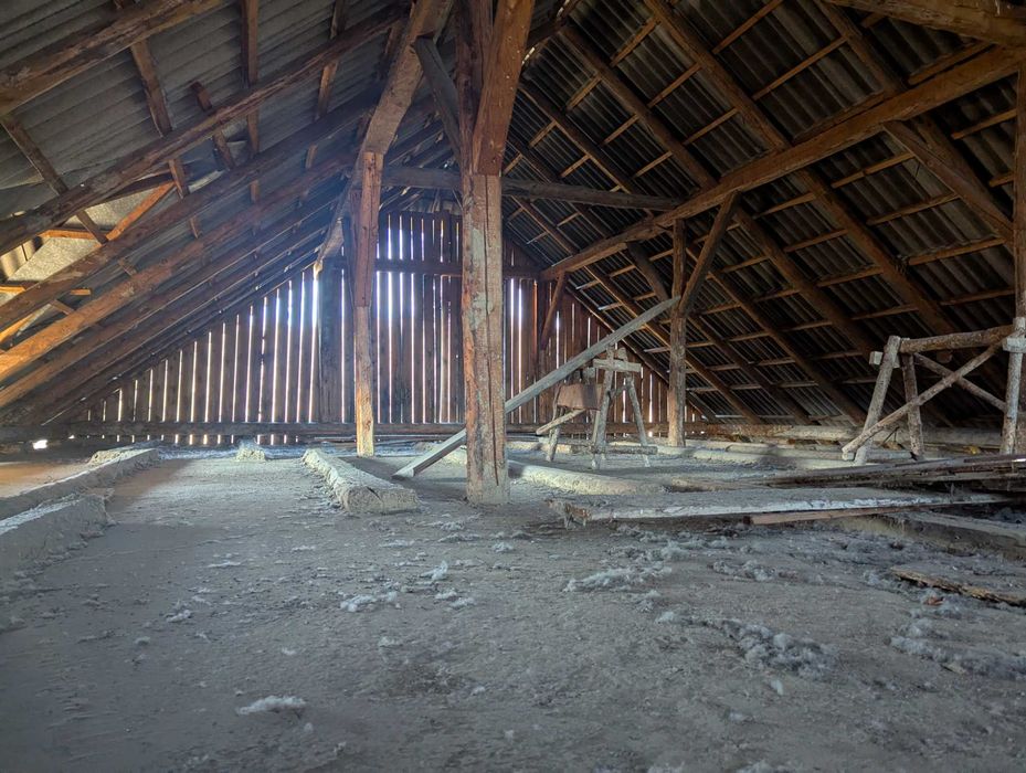 Продається будинок із земельною ділянкою у с. Старі Богородчани (12)