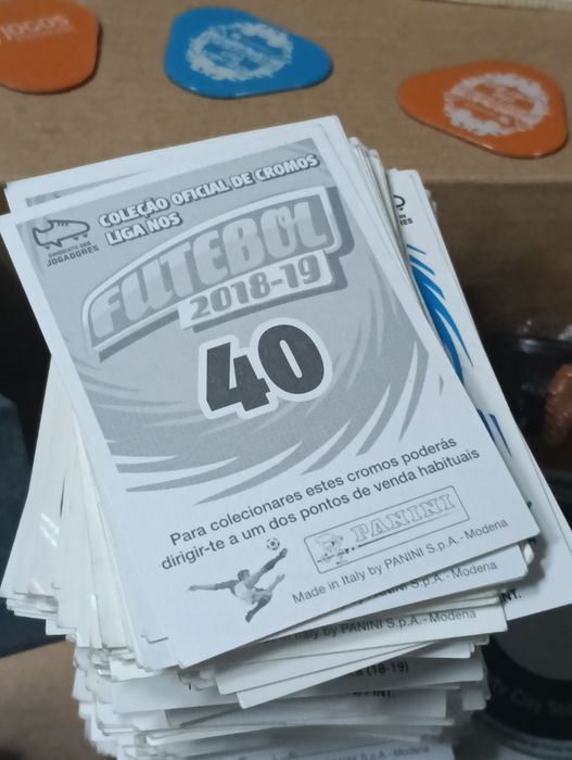 Grande lote de cromos futebol