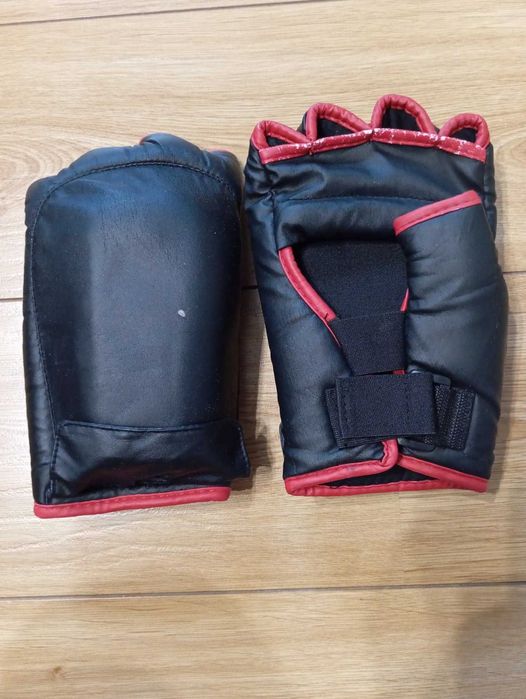 Боксерские перчатки .   Matsuru