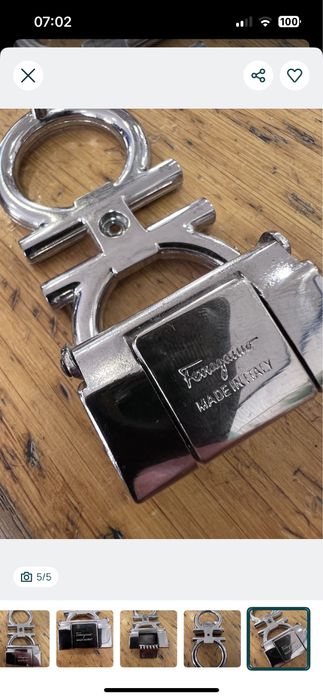 Fivela cinto Ferragamo c/ falha