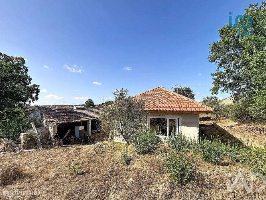 Casa / Villa T2 em São Sebastião de 322 m2