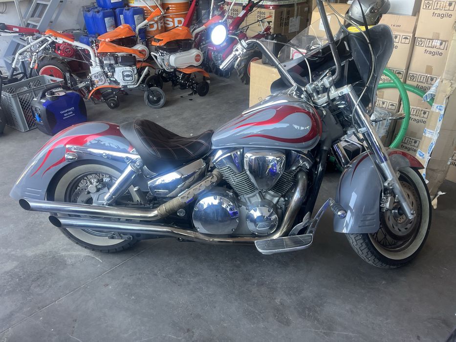 Honda vtx1300 custom 2009