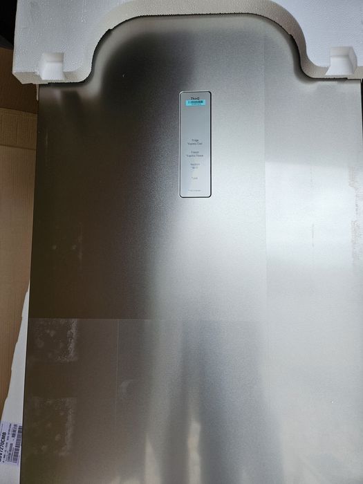 Frigorífico Combinado LG - 387L - No Frost - Inox - Novo c/garantia