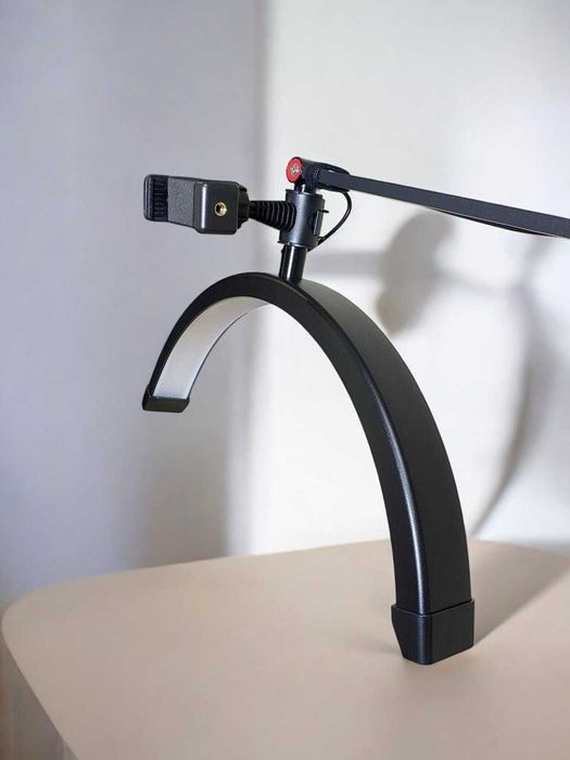 Лампа на струбцині для beauty майстра SP- 66B з тримачем для телефону