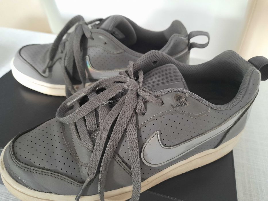 Buty sportowe Nike 37.5