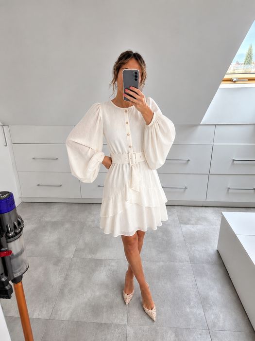 Śmietankowa sukienka boho z bufkami i falbanami UNI S-XL